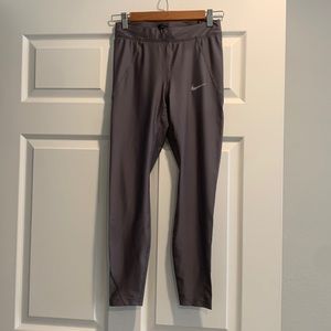 Nike Speed Tight Fit Leggings Silver